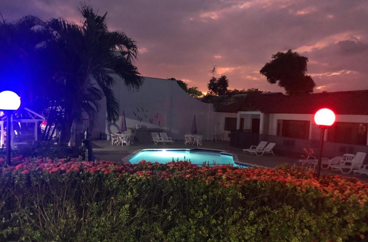 Hotel Villa Ricaurte Exterior photo