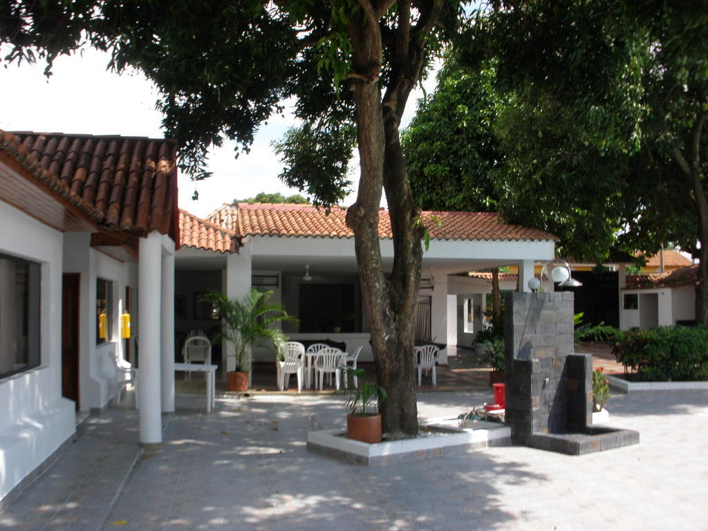 Hotel Villa Ricaurte Exterior photo